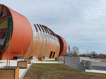 Sámándob Kultúrközpont Karcag