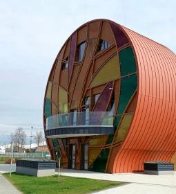 Sámándob Kultúrközpont