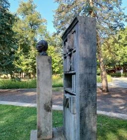 Szabó Lőrinc - Medgyessy sétány