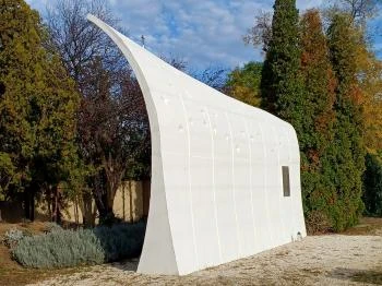 Szajoli vasúti baleset emlékműve Szajol