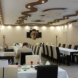 Szász étterem, Újszász - Egyéb