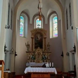 Szent István király-templom, Újszász - Belső