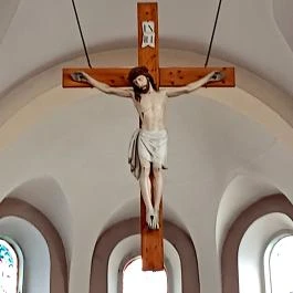 Szent István király-templom, Újszász - Belső