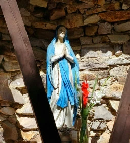 Szent István Római Katolikus Templom