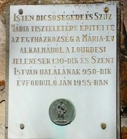 Szent István Római Katolikus Templom