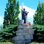 Szent István szobra Martf? - Külső kép