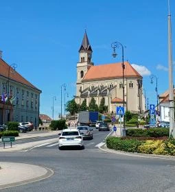 Szent Kereszt római katolikus templom