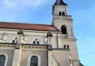 Szent Kereszt római katolikus templom Mór