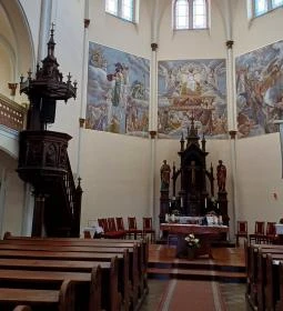 Szent Kereszt római katolikus templom