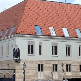 Szent Mihály arkangyal szobra, Budapest - Külső kép