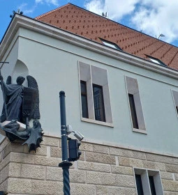 Szent Mihály arkangyal szobra