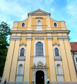 Szolnok Belvárosi Szentháromság templom