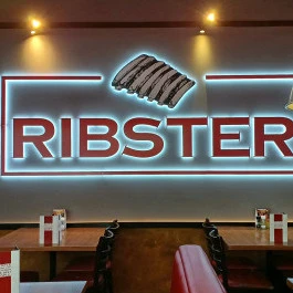 Ribster American Bar & Grill - WestEnd, Budapest - Belső