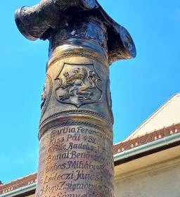 Turini százak emlékműve