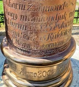 Turini százak emlékműve