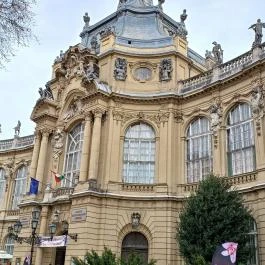 Vajdahunyad Vára, Budapest - Külső kép