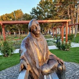 Varga Imre szobra Siófok - Egyéb