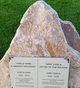 Varga Imre szobra