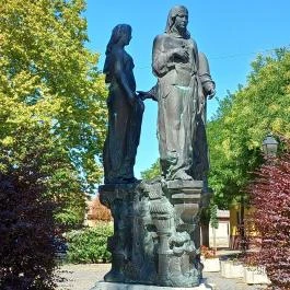 Városalapítók szobra, Cegléd - Külső kép