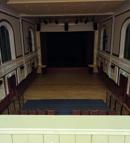 Vigadó Kulturális Központ