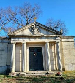 Wenckheim kripta és kápolna