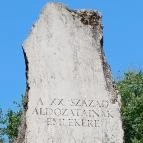 A XX. sz. áldozatainak emlékműve Kunhegyes - Egyéb