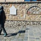 Ybl Miklós szobra Verőce - Külső kép