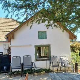 Zsengélő Café, Verőce - Külső kép