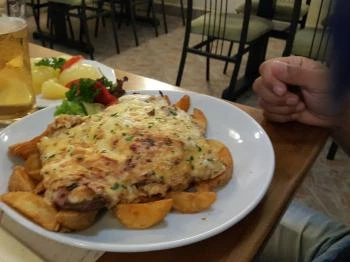 Pingvin Étterem Komárom