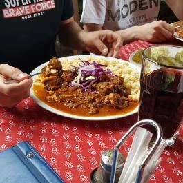 Pokol Pince Étterem Szabadbattyán - Étel/ital