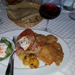 Várkapu Vendéglő, Sárvár - Étel/ital