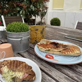 Fürge Páva, Monor - Egyéb