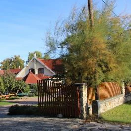 Aranybánya Panzió és Apartmanház , Telkibánya - Medence/kert