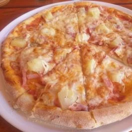 BAK Vendéglő Gyulakeszi - Étel/ital