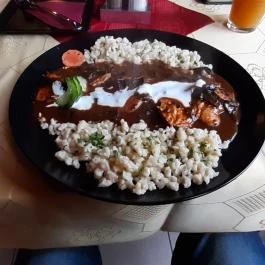 Barna Party Kisvendéglő Verőce - Étel/ital