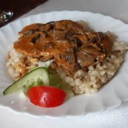 Bársony Vendéglő, Szécsény - Étel/ital