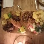 Excalibur Középkori Lovag Étterem Eger - Egyéb