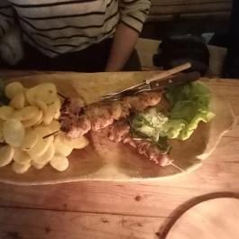 Excalibur Középkori Lovag Étterem Eger - Egyéb