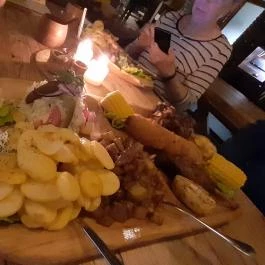 Excalibur Középkori Lovag Étterem Eger - Egyéb