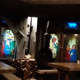 Excalibur Középkori Lovag Étterem Eger - Egyéb