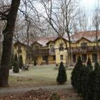 Forster Vadászkastély & Szálloda Bugyi - Külső kép