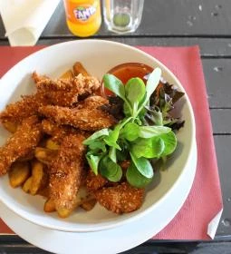 Garden Bistro & Beach