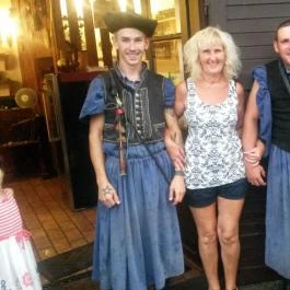 Gyöngyösi Betyárcsárda Rezi - Egyéb