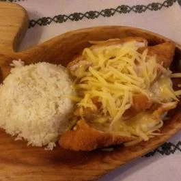 Gyöngyösi Betyárcsárda Rezi - Étel/ital