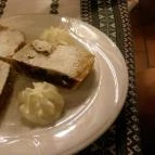 Gyöngyösi Betyárcsárda Rezi - Étel/ital