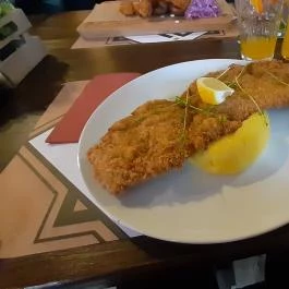 Hági Udvar Szeged - Étel/ital