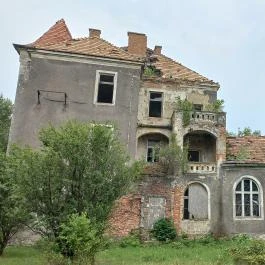 Hajmáskéri Tüzérlaktanya, Hajmáskér - Külső kép