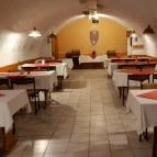 Hangulat Vendéglő & Pizzeria Révfülöp - Belső