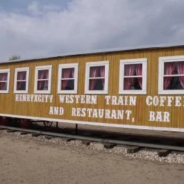 Henryx Western City Császár - Egyéb