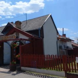 Kemencés Csárda, Ópusztaszer - Külső kép